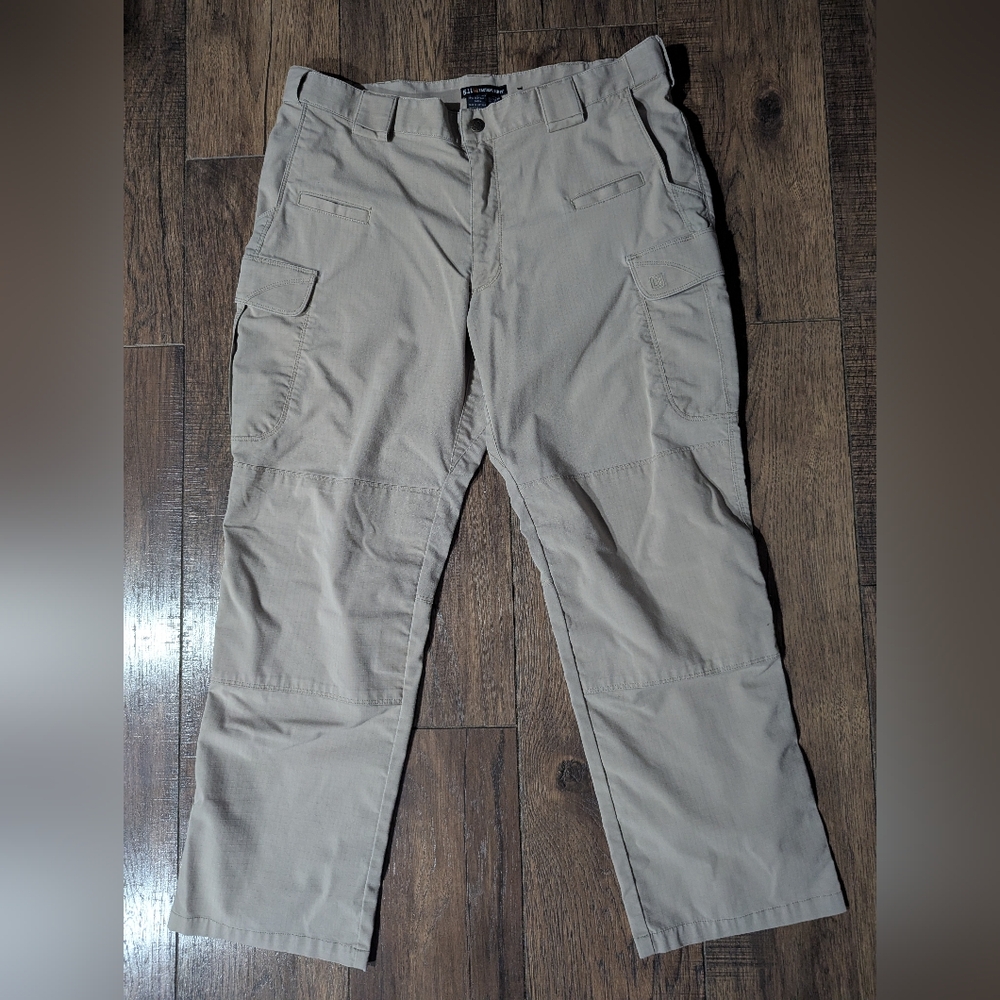 5.11 Tactical Series Mens Cargo Khaki Pants Size 36x30 Police Security Enforce